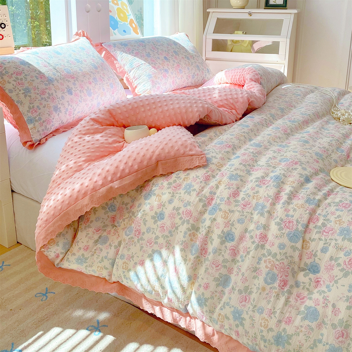 91家纺网 家纺一手货源 找家纺 宝士康家纺 2025新品豆豆绒小花边印花被子被芯冬被/秋冬被/被芯/跨境外贸 惜花芷