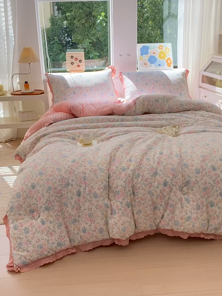 91家纺网 家纺一手货源 找家纺 宝士康家纺 2025新品豆豆绒小花边印花被子被芯冬被/秋冬被/被芯/跨境外贸 惜花芷