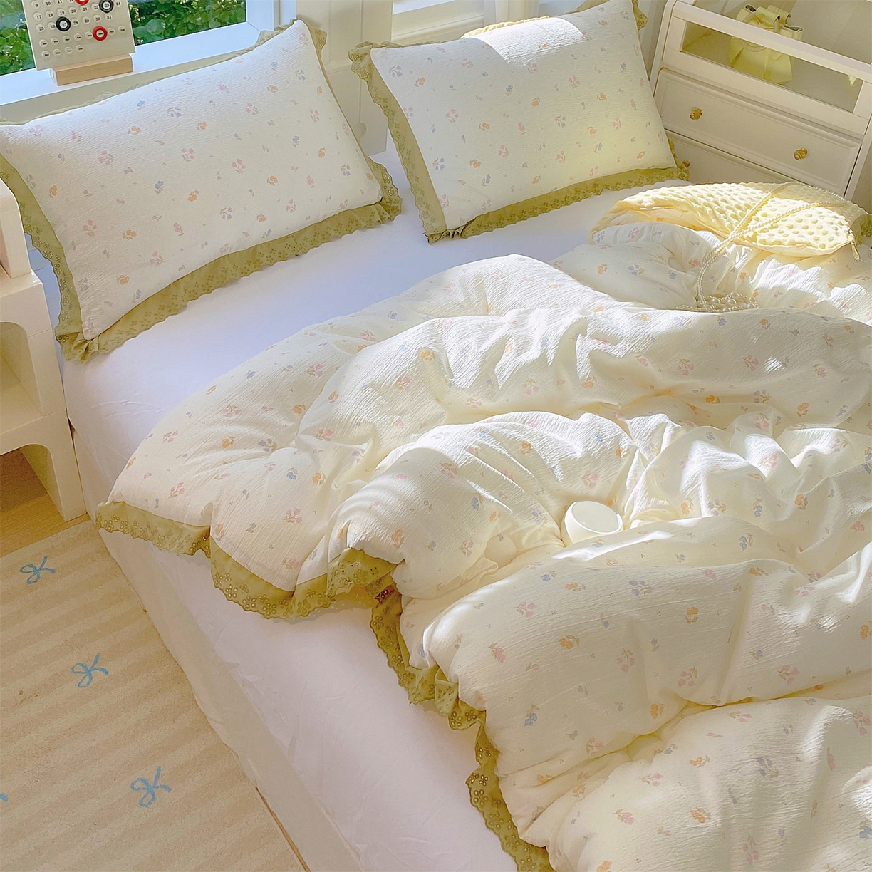 91家纺网 家纺一手货源 找家纺 宝士康家纺 2025新品豆豆绒小花边印花被子被芯冬被/秋冬被/被芯/跨境外贸 郁香栀语