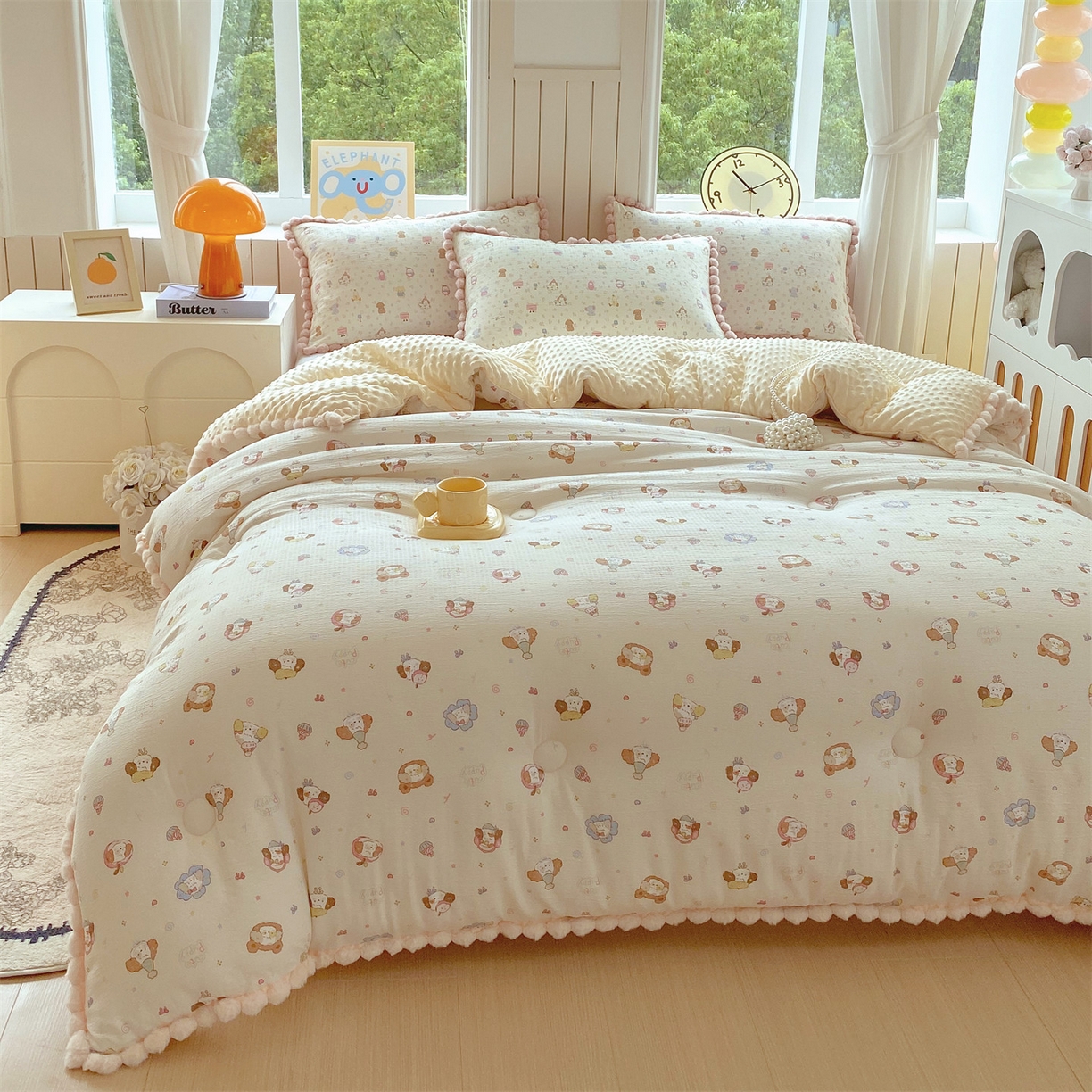 91家纺网 家纺一手货源 找家纺 宝士康家纺 2025新品毛球花边豆豆绒被子被芯冬被/春秋被/被芯/跨境外贸 松饼小狗