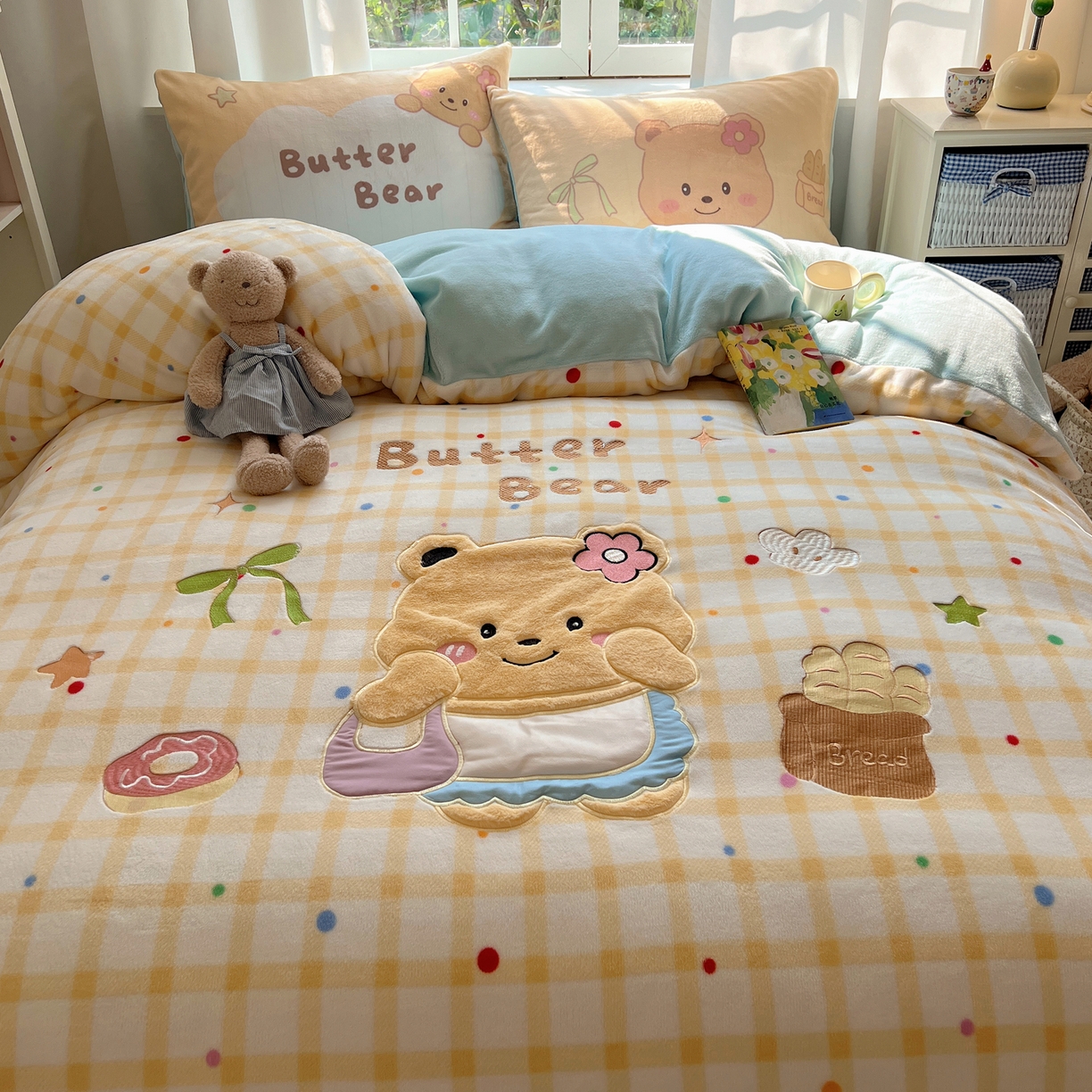 91家纺网 家纺一手货源 找家纺 桃喜 2025新款亲肤卡通系列四件套 黄格小熊