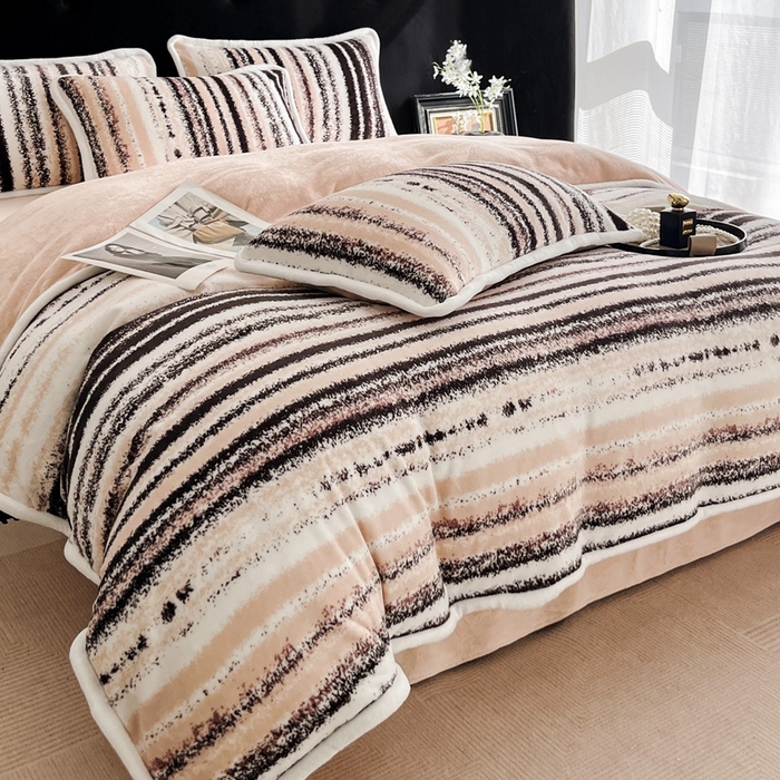 91家纺网 家纺一手货源 找家纺 诺梵2025新款牛8斤奶绒印花包边四件套简尚-粉