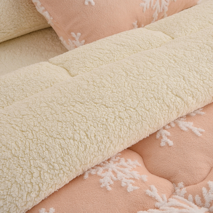 91家纺网 家纺一手货源 找家纺 圣靓家纺 2025新款雪花羊羔绒冬被 被子被芯 雪花