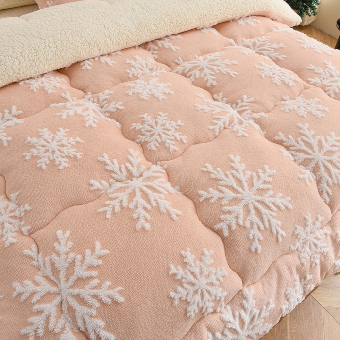 91家纺网 家纺一手货源 找家纺 圣靓家纺 2025新款雪花羊羔绒冬被 被子被芯 雪花