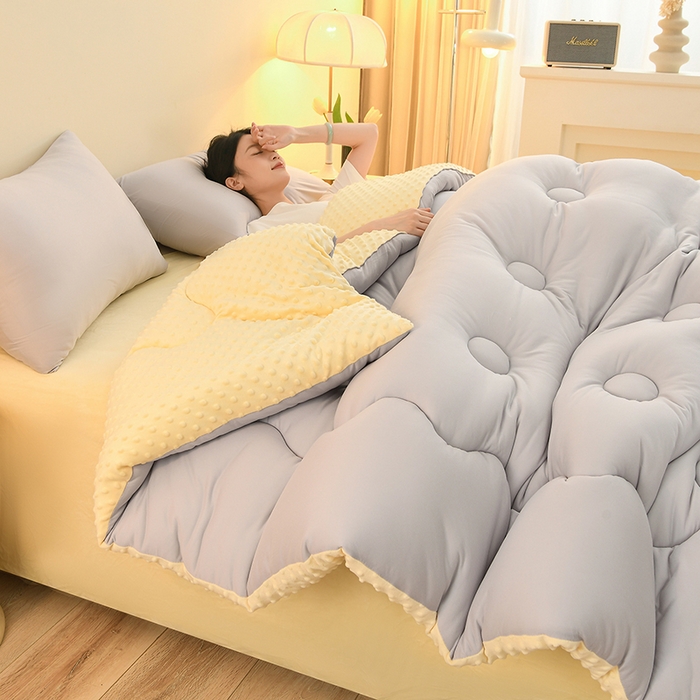 91家纺网 家纺一手货源 找家纺 圣靓家纺 2025新款针织豆豆冬被 被子被芯 浅灰豆豆