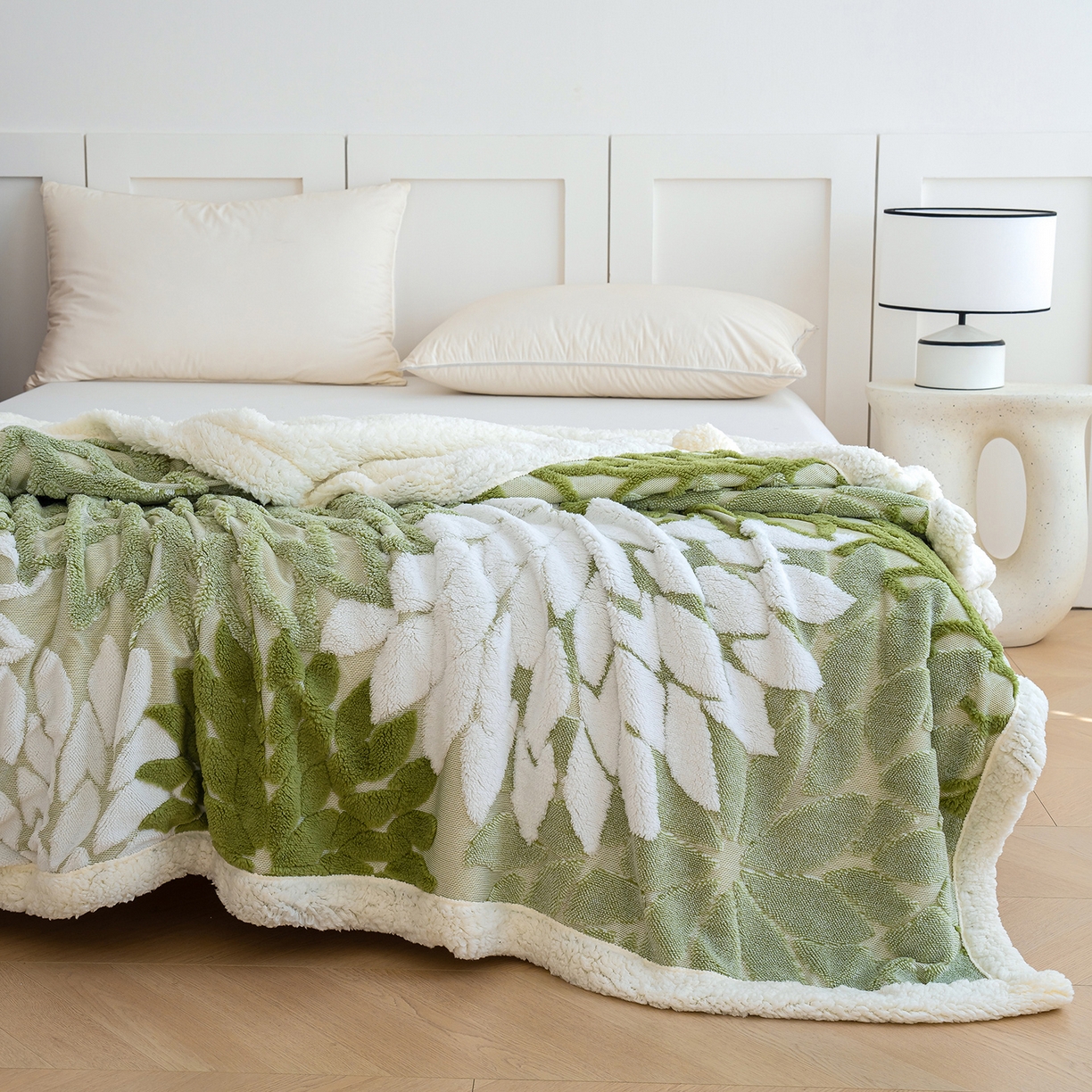 91家纺网 家纺一手货源 找家纺 枋梢家纺 2025新款万花筒阳离子提花镂空塔芙绒羊羔绒保暖午睡双层毛毯办公室盖毯 万花筒-浅绿
