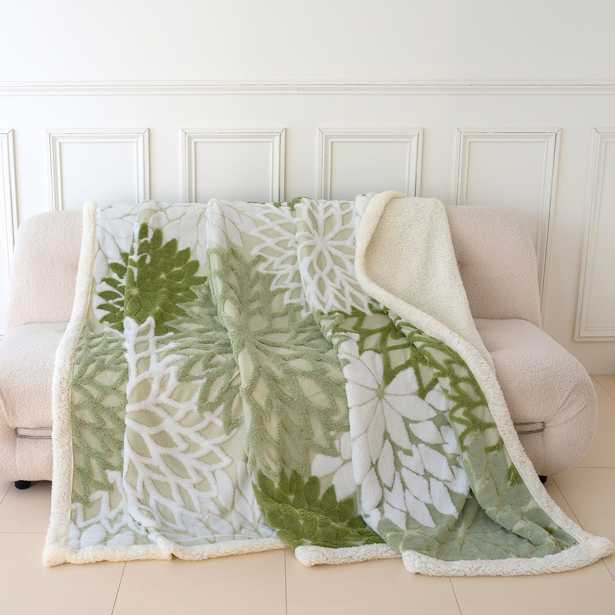 91家纺网 家纺一手货源 找家纺 枋梢家纺 2025新款万花筒阳离子提花镂空塔芙绒羊羔绒保暖午睡双层毛毯办公室盖毯 万花筒-浅绿