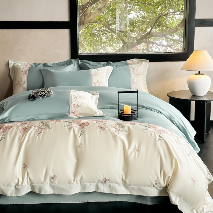 91家纺网 家纺一手货源 找家纺 宅家居 2025新款樱花恋系列-轻奢法式小香风双面100%纯棉刺绣拼接款全棉长绒棉四件套 松石绿