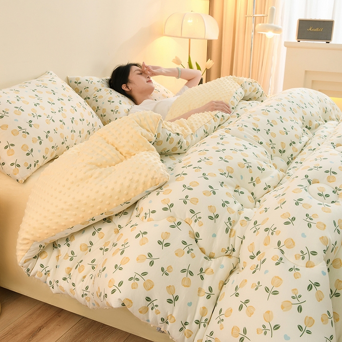 91家纺网 家纺一手货源 找家纺 圣楚家纺 2025新款针织豆豆冬被 被子被芯 小晴天