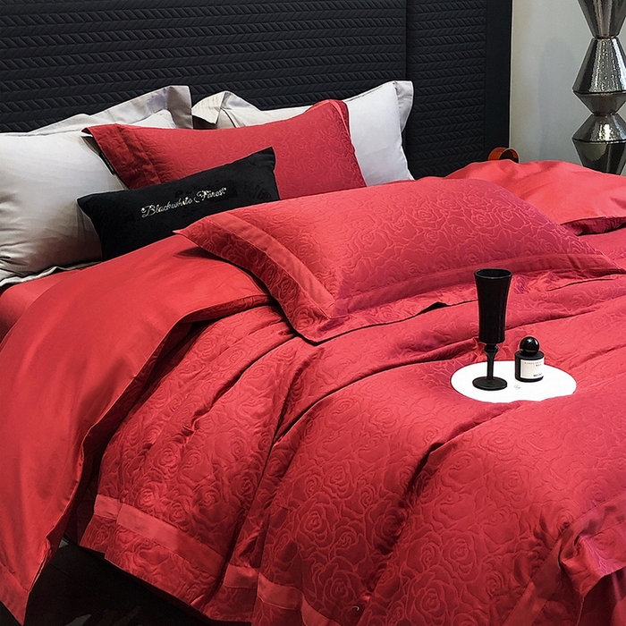 91家纺网 家纺一手货源 找家纺 黑白森林 2025新款高支全棉厚织磨毛提花四件套-花间集 花间集-云夕红