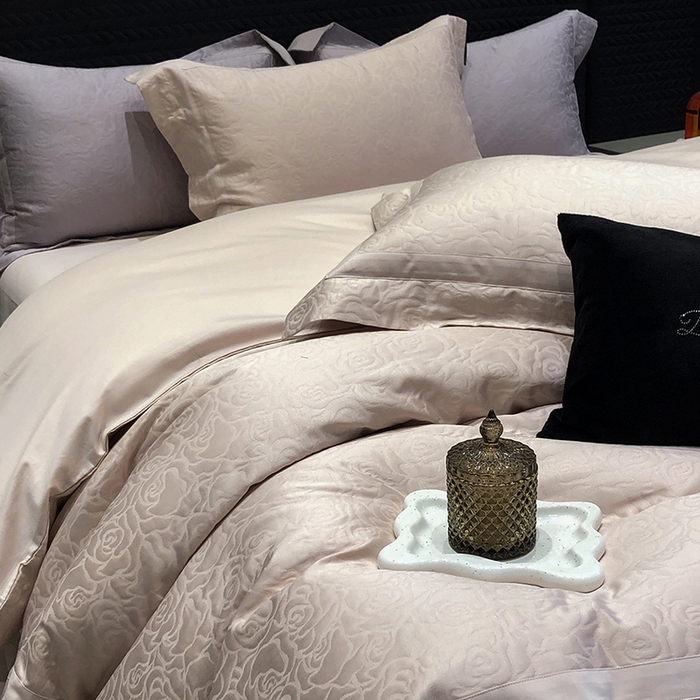 91家纺网 家纺一手货源 找家纺 黑白森林 2025新款高支全棉厚织磨毛提花四件套-花间集 花间集-微醺粉