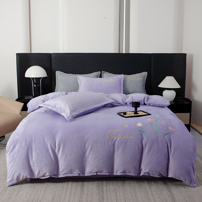 91家纺网 家纺一手货源 找家纺 恋尚羽家纺 2025秋冬热款刺绣牛奶绒四件套-郁金香 郁金香-紫色