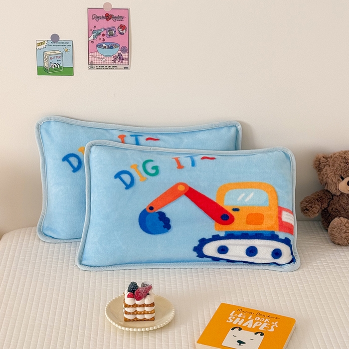 91家纺网 家纺一手货源 找家纺 （总）嗨生活 2025年原创大版牛奶绒枕套 枕芯 儿童枕套 枕芯 幼儿园枕套枕芯