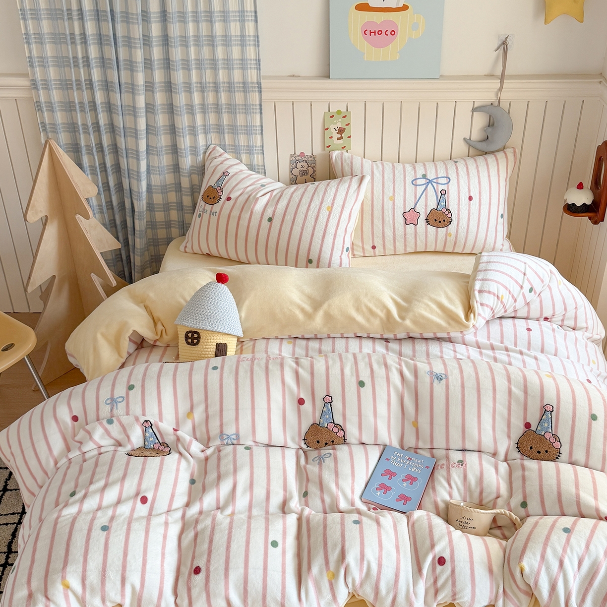 91家纺网 家纺一手货源 找家纺 （总）潘朵拉家纺 2025新款A类牛奶绒毛巾绣系列四件套