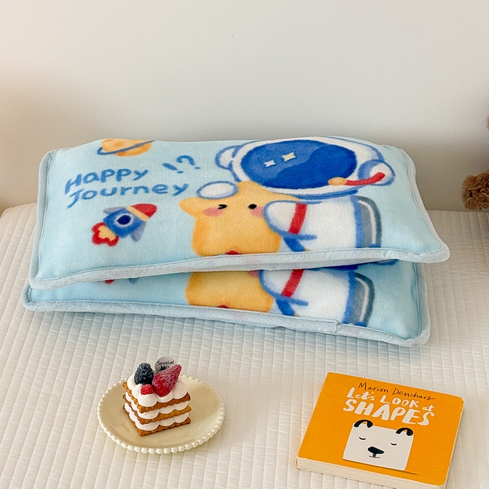 91家纺网 家纺一手货源 找家纺 嗨生活 2025年原创大版牛奶绒枕套 枕芯 儿童枕套 枕芯 幼儿园枕套枕芯 牛奶绒-开心宇航员