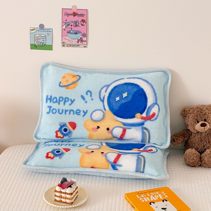 91家纺网 家纺一手货源 找家纺 嗨生活 2025年原创大版牛奶绒枕套 枕芯 儿童枕套 枕芯 幼儿园枕套枕芯 牛奶绒-开心宇航员