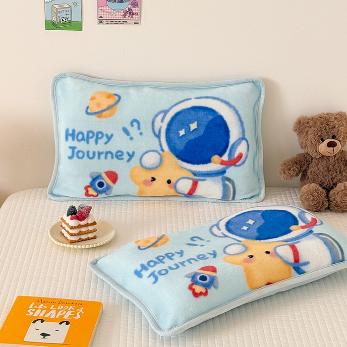91家纺网 家纺一手货源 找家纺 嗨生活 2025年原创大版牛奶绒枕套 枕芯 儿童枕套 枕芯 幼儿园枕套枕芯 牛奶绒-开心宇航员