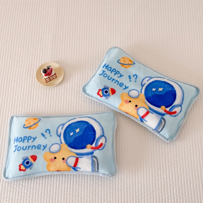 91家纺网 家纺一手货源 找家纺 嗨生活 2025年原创大版牛奶绒枕套 枕芯 儿童枕套 枕芯 幼儿园枕套枕芯 牛奶绒-开心宇航员