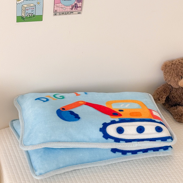 91家纺网 家纺一手货源 找家纺 嗨生活 2025年原创大版牛奶绒枕套 枕芯 儿童枕套 枕芯 幼儿园枕套枕芯 牛奶绒-可爱挖掘