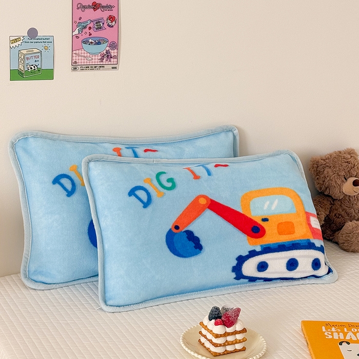 91家纺网 家纺一手货源 找家纺 嗨生活 2025年原创大版牛奶绒枕套 枕芯 儿童枕套 枕芯 幼儿园枕套枕芯 牛奶绒-可爱挖掘