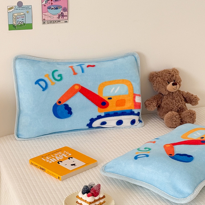 91家纺网 家纺一手货源 找家纺 嗨生活 2025年原创大版牛奶绒枕套 枕芯 儿童枕套 枕芯 幼儿园枕套枕芯 牛奶绒-可爱挖掘