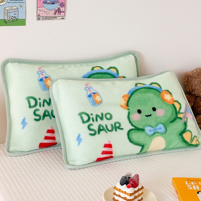 91家纺网 家纺一手货源 找家纺 嗨生活 2025年原创大版牛奶绒枕套 枕芯 儿童枕套 枕芯 幼儿园枕套枕芯 牛奶绒-恐龙宝宝
