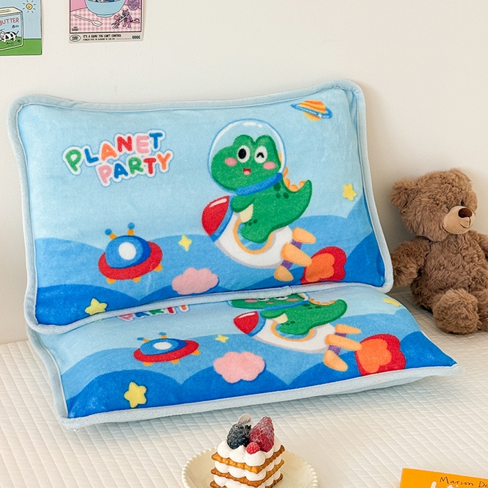 91家纺网 家纺一手货源 找家纺 嗨生活 2025年原创大版牛奶绒枕套 枕芯 儿童枕套 枕芯 幼儿园枕套枕芯 牛奶绒-恐龙派对