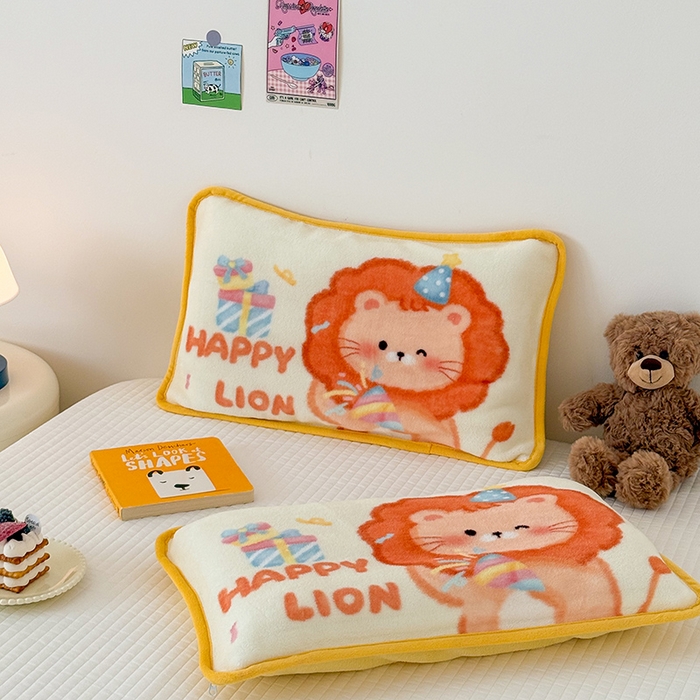 91家纺网 家纺一手货源 找家纺 嗨生活 2025年原创大版牛奶绒枕套 枕芯 儿童枕套 枕芯 幼儿园枕套枕芯 牛奶绒-萌小狮