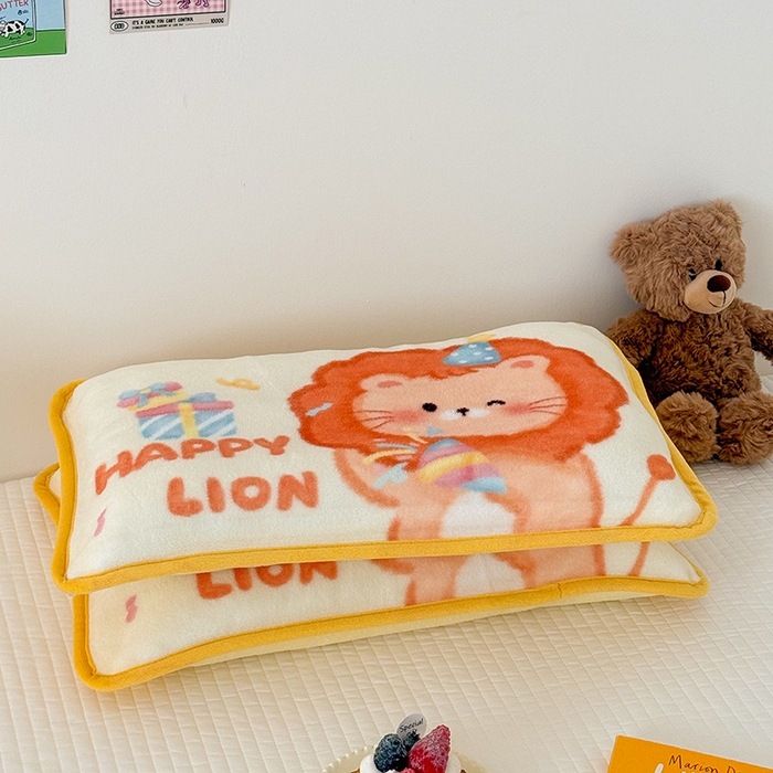 91家纺网 家纺一手货源 找家纺 嗨生活 2025年原创大版牛奶绒枕套 枕芯 儿童枕套 枕芯 幼儿园枕套枕芯 牛奶绒-萌小狮