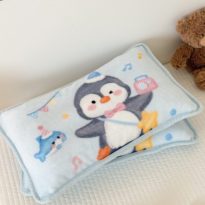 91家纺网 家纺一手货源 找家纺 嗨生活 2025年原创大版牛奶绒枕套 枕芯 儿童枕套 枕芯 幼儿园枕套枕芯 牛奶绒-企鹅宝宝