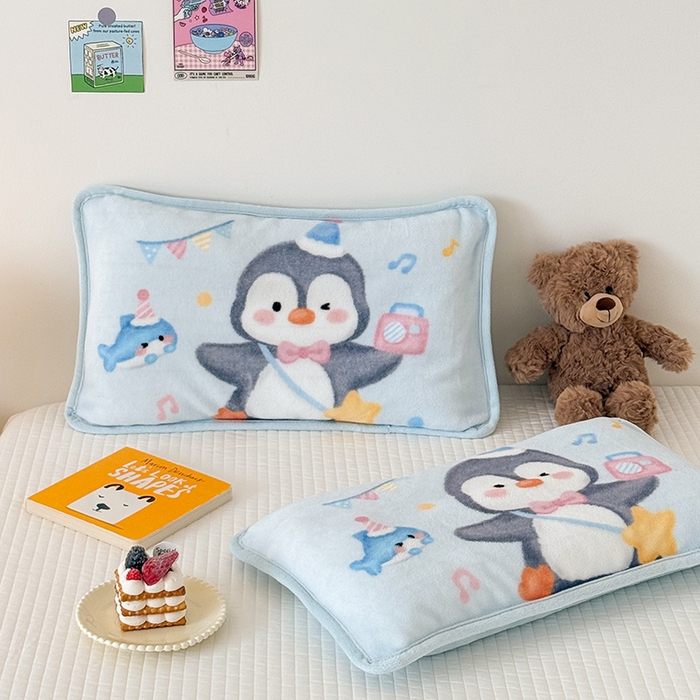 91家纺网 家纺一手货源 找家纺 嗨生活 2025年原创大版牛奶绒枕套 枕芯 儿童枕套 枕芯 幼儿园枕套枕芯 牛奶绒-企鹅宝宝