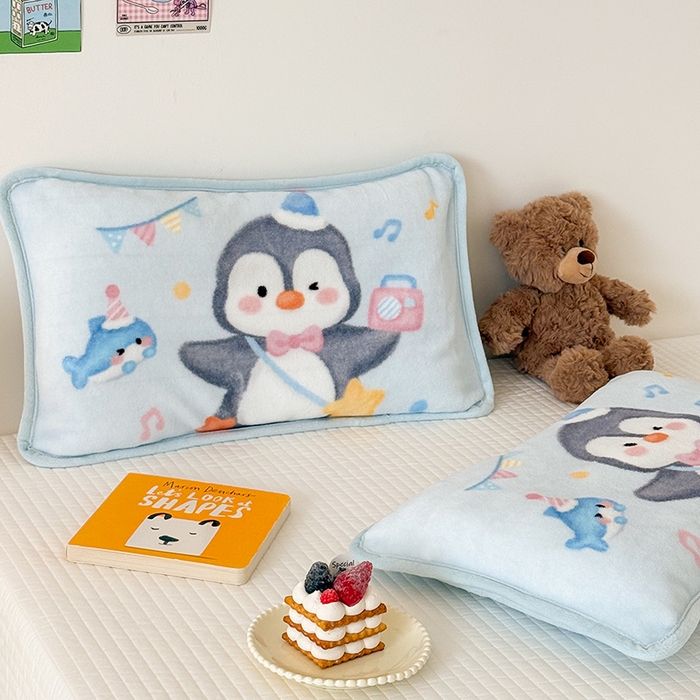 91家纺网 家纺一手货源 找家纺 嗨生活 2025年原创大版牛奶绒枕套 枕芯 儿童枕套 枕芯 幼儿园枕套枕芯 牛奶绒-企鹅宝宝