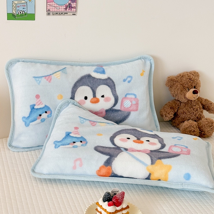 91家纺网 家纺一手货源 找家纺 嗨生活 2025年原创大版牛奶绒枕套 枕芯 儿童枕套 枕芯 幼儿园枕套枕芯 牛奶绒-企鹅宝宝