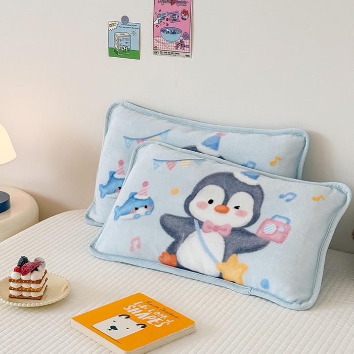 91家纺网 家纺一手货源 找家纺 嗨生活 2025年原创大版牛奶绒枕套 枕芯 儿童枕套 枕芯 幼儿园枕套枕芯 牛奶绒-企鹅宝宝