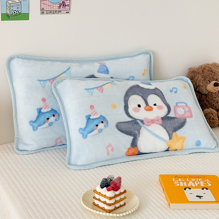 91家纺网 家纺一手货源 找家纺 嗨生活 2025年原创大版牛奶绒枕套 枕芯 儿童枕套 枕芯 幼儿园枕套枕芯 牛奶绒-企鹅宝宝