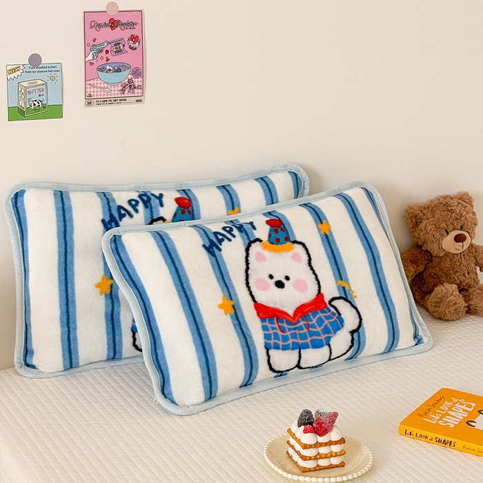 91家纺网 家纺一手货源 找家纺 嗨生活 2025年原创大版牛奶绒枕套 枕芯 儿童枕套 枕芯 幼儿园枕套枕芯 牛奶绒-雪地狗