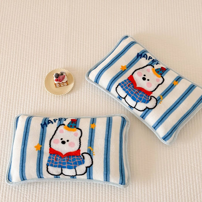 91家纺网 家纺一手货源 找家纺 嗨生活 2025年原创大版牛奶绒枕套 枕芯 儿童枕套 枕芯 幼儿园枕套枕芯 牛奶绒-雪地狗