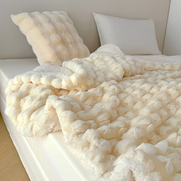 91家纺网 家纺一手货源 找家纺 （总）乐坊 2025新款高克重蝶梦兔毛毯羊羔绒毛毯