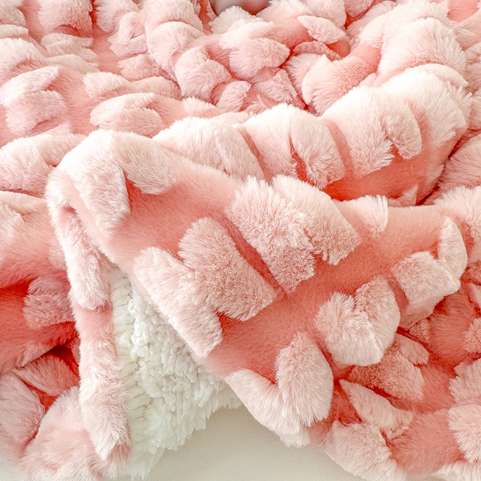 91家纺网 家纺一手货源 找家纺 乐坊 2025新款高克重蝶梦兔毛毯羊羔绒毛毯 蝶梦-樱花粉