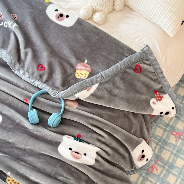 91家纺网 家纺一手货源 找家纺 丹兰 双层加厚拉舍尔毛毯牛奶绒毯子结婚盖毯法兰绒垫毯新版 76幸运熊