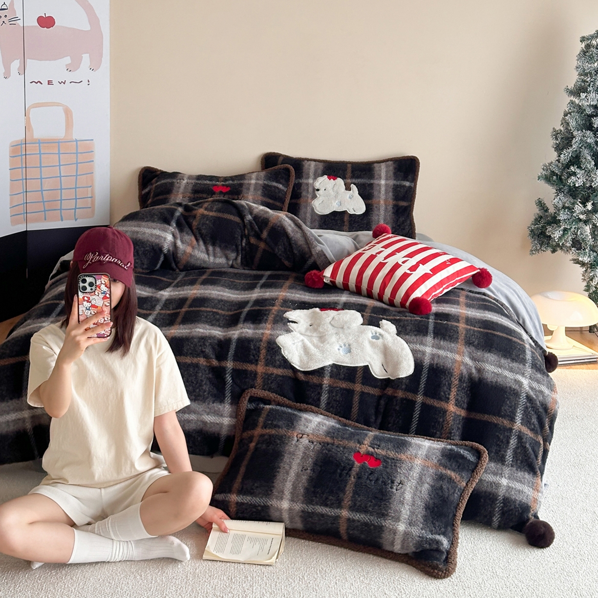 91家纺网 家纺一手货源 找家纺 （总）宇航家纺 2025新款仿羊毛仿羊绒牛奶绒复古风美拉德立体贴布绣花四件套