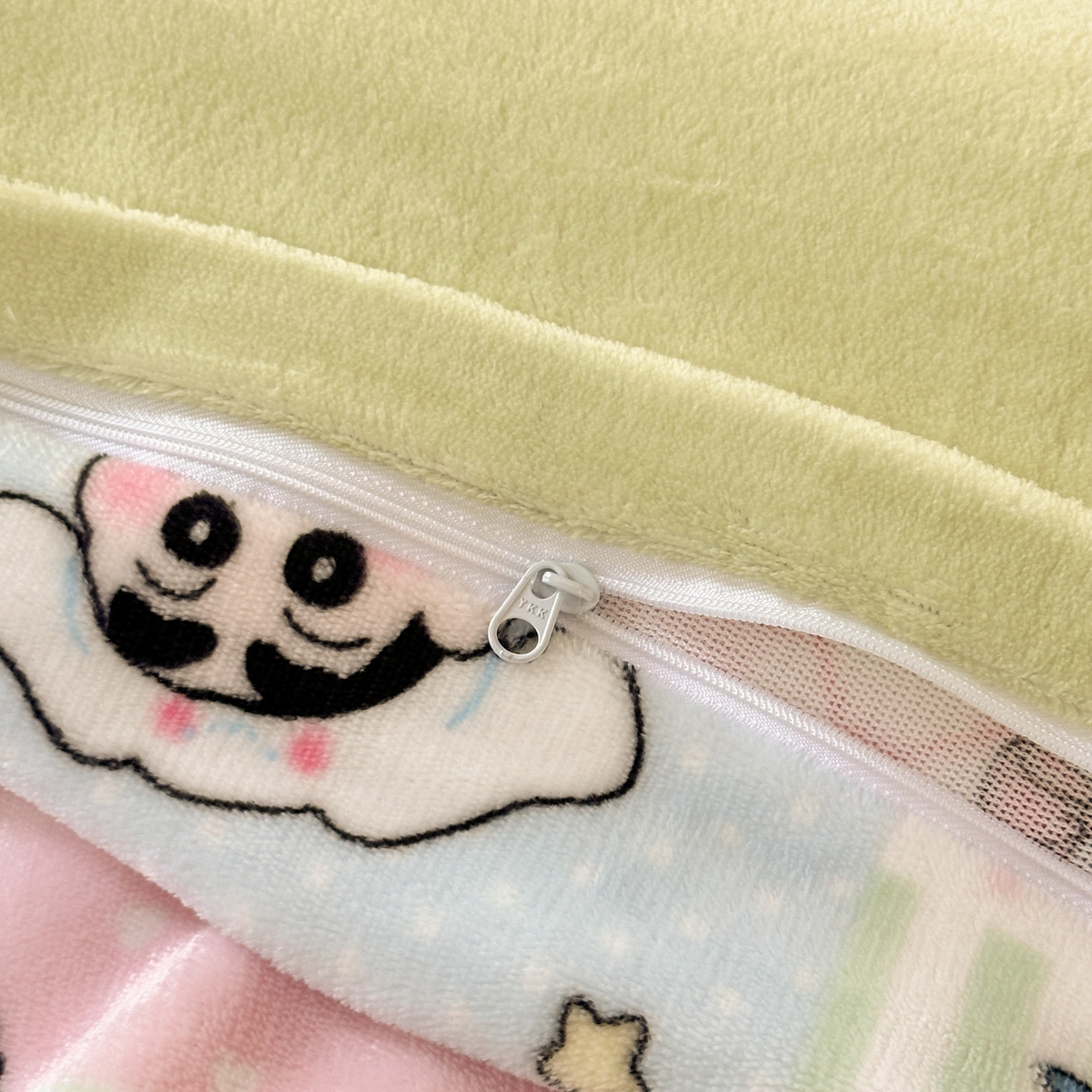 91家纺网 家纺一手货源 找家纺 乐童家纺 2025新款小清新牛奶绒毛巾绣四件套-第二波 小新派对绒