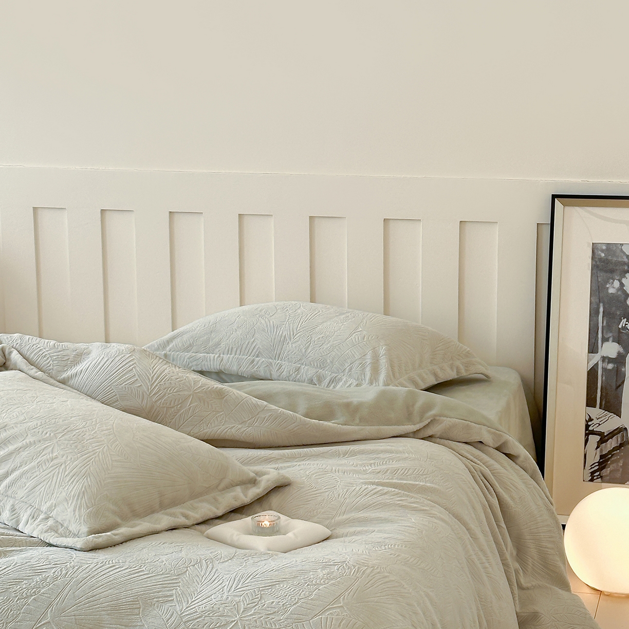 91家纺网 家纺一手货源 找家纺 凯罗 2025新款花卉系列高克重牛奶绒雕花四件套 丛林秘境-萌萌绿