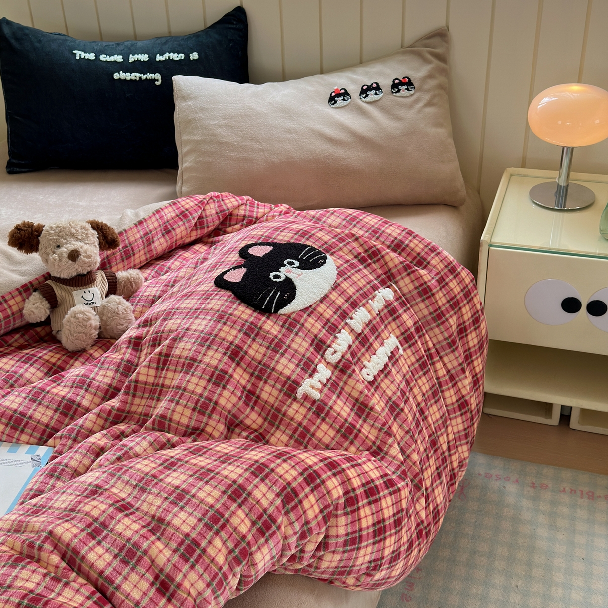 91家纺网 家纺一手货源 找家纺 乐童家纺 2025新款小清新牛奶绒毛巾绣四件套-第二波 大脸猫猫绒