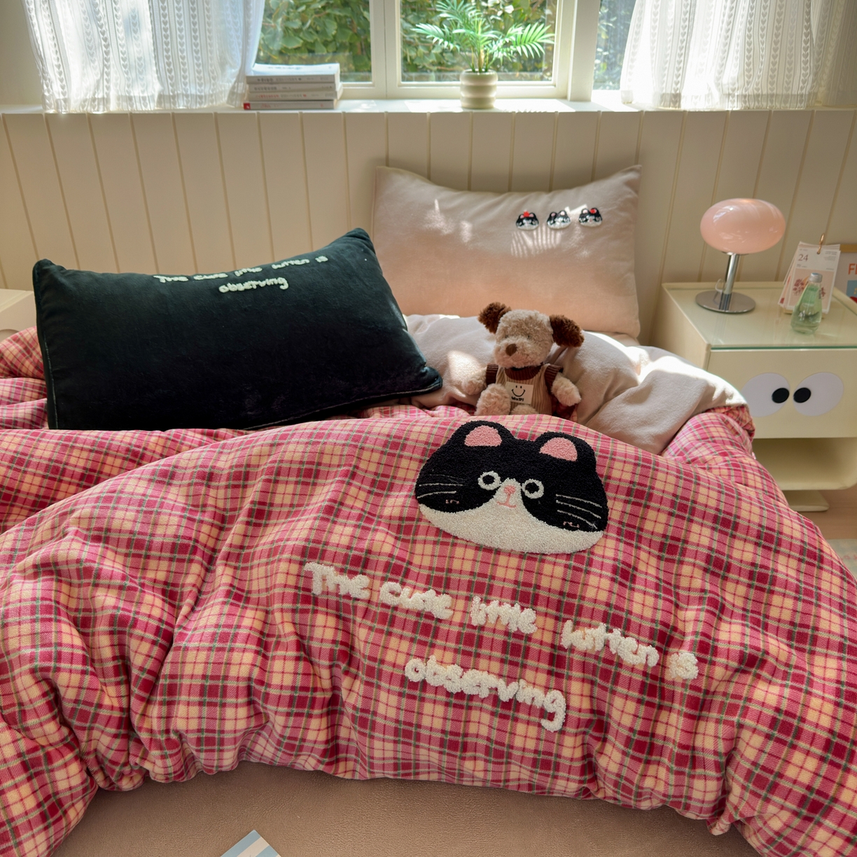 91家纺网 家纺一手货源 找家纺 乐童家纺 2025新款小清新牛奶绒毛巾绣四件套-第二波 大脸猫猫绒