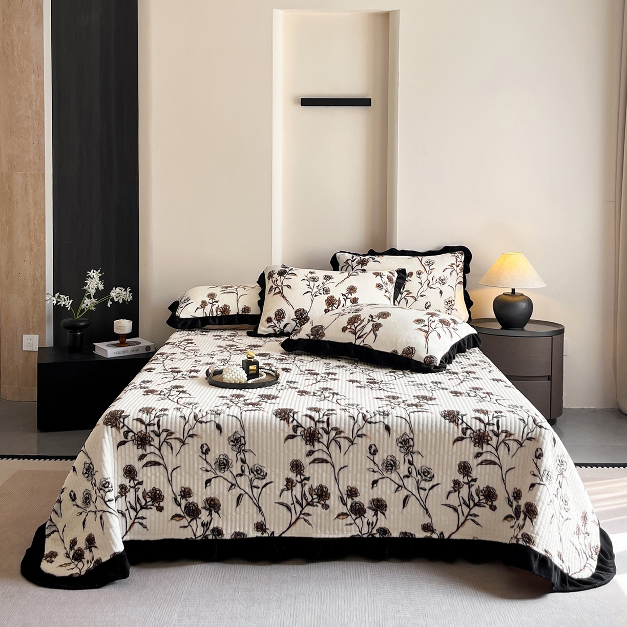 安哆啦家纺 2025新款法式赫本风牛奶绒单床盖 叶璃