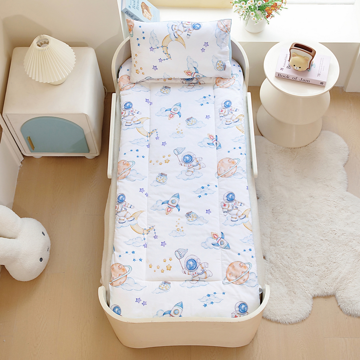 91家纺网 家纺一手货源 找家纺 梵赫 2025新款新款四季款加厚全棉豆豆绒床垫幼儿园床垫儿童床垫床褥可拆洗 月球漫步