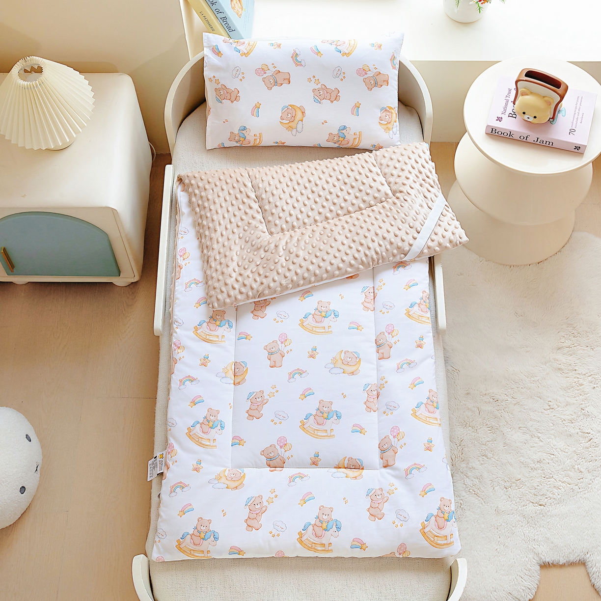 91家纺网 家纺一手货源 找家纺 梵赫 2025新款新款四季款加厚全棉豆豆绒床垫幼儿园床垫儿童床垫床褥可拆洗 木马小熊