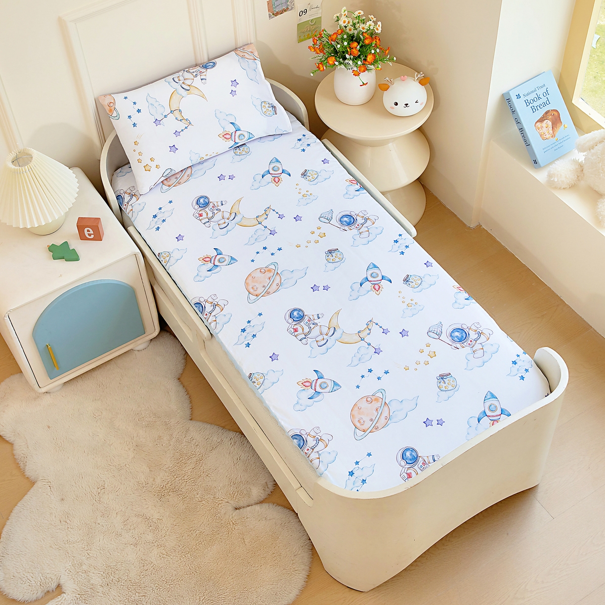 91家纺网 家纺一手货源 找家纺 梵赫 2025新款新款四季款加厚全棉豆豆绒床垫幼儿园床垫儿童床垫床褥可拆洗 月球漫步