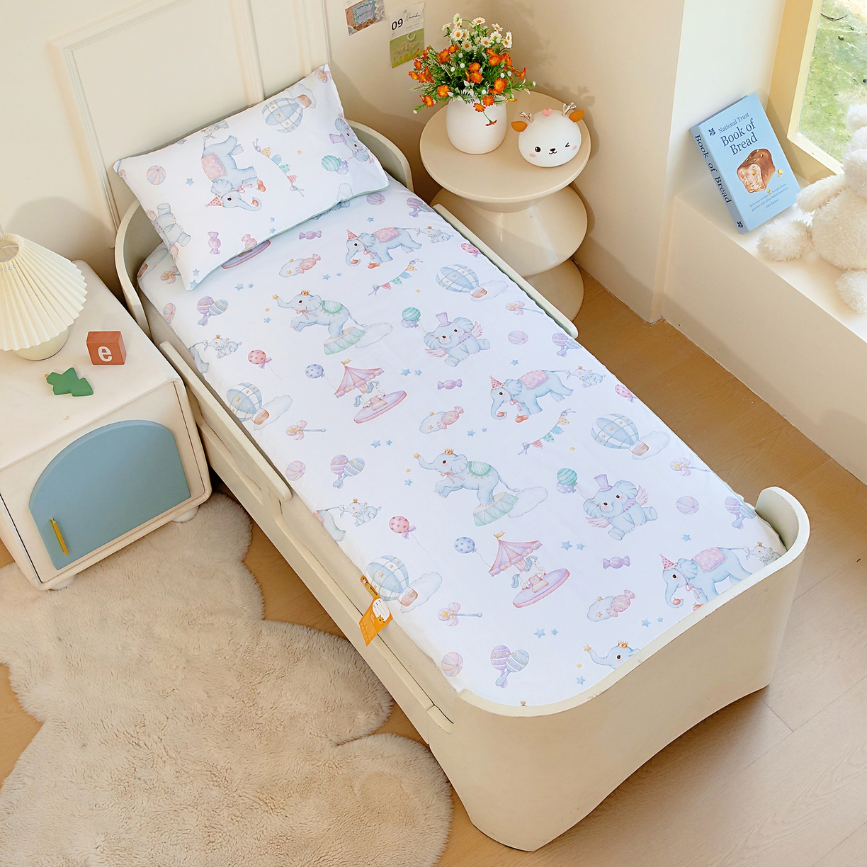 91家纺网 家纺一手货源 找家纺 梵赫 2025新款新款四季款加厚全棉豆豆绒床垫幼儿园床垫儿童床垫床褥可拆洗 旋转木马